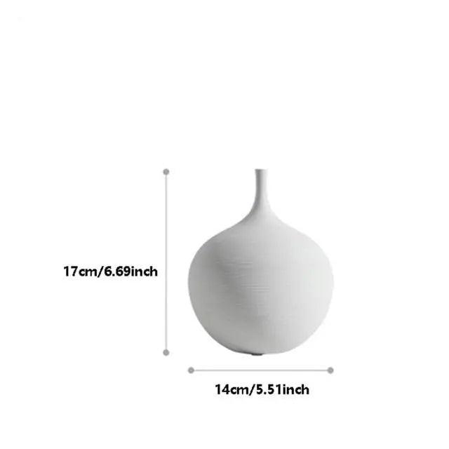 Alma - Minimalistic Handmade Ceramic Vase  BO-HA Alma 2