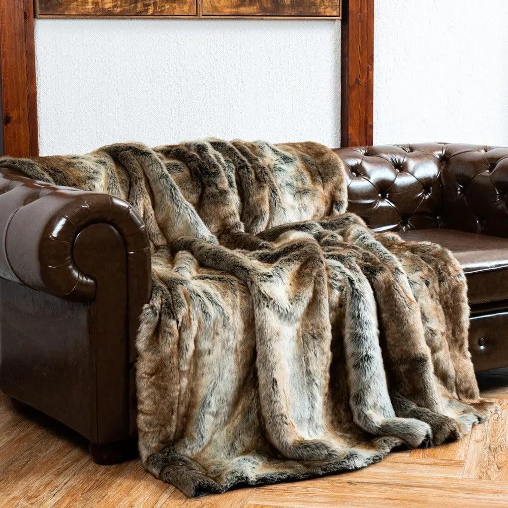 Bjarne - Luxury Faux Fur Blanket