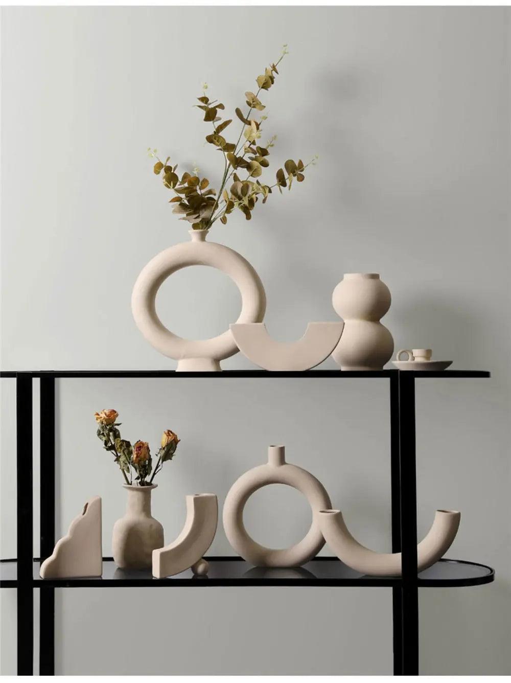 Ingrid - Minimal Ceramic Vase