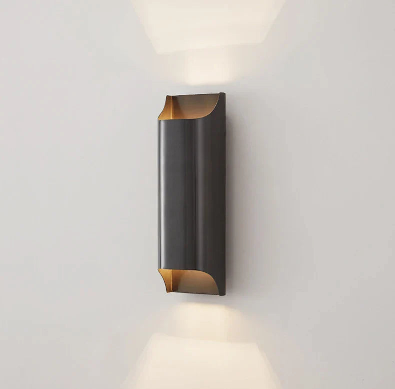 Yrsa - Modern Brass LED Wall Lamp Foyer